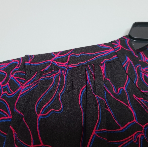 Super cute  Cornelia Mandarin Collar blouse - Picture 7 of 16